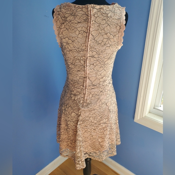 Light Pink Knee Length Dress - Picture 2 of 5